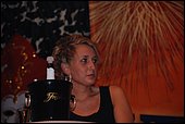 054.jpg