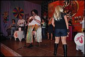 196.jpg