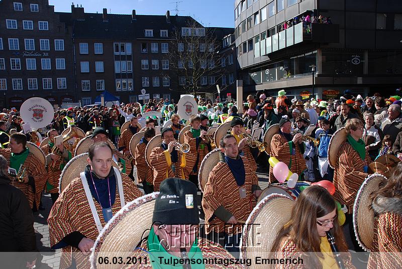 057.jpg