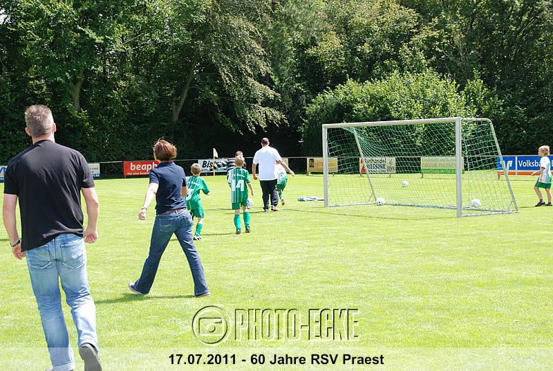 077.jpg