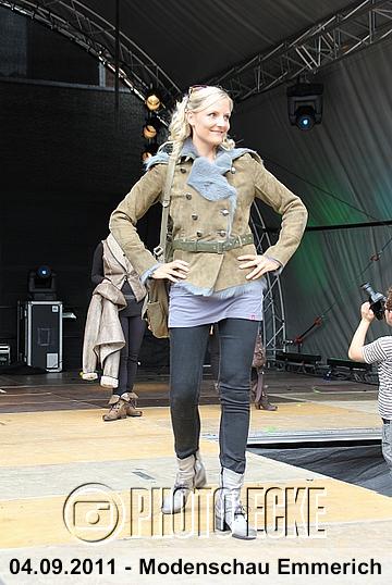 032.jpg