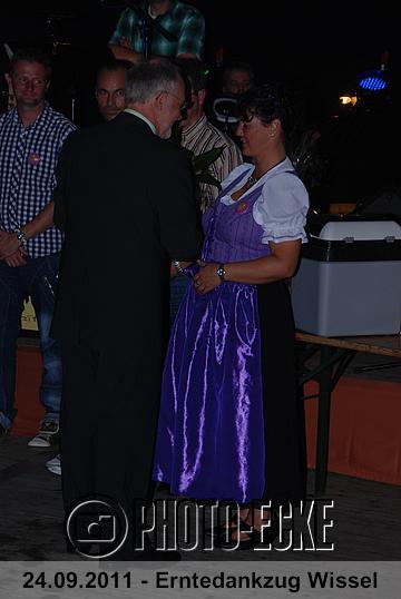215.jpg