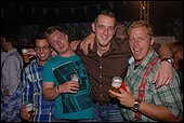 076.jpg
