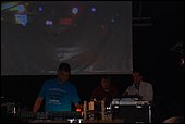 011.jpg