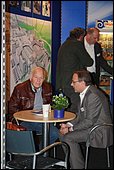 051.jpg